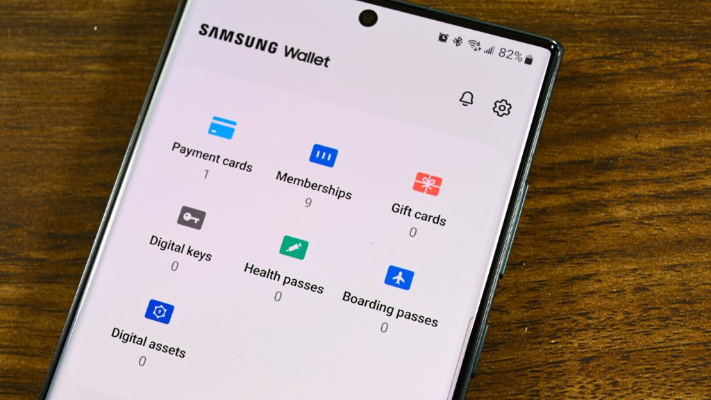 Leaked Samsung Pass build adds passport, ID storage, and more Samsung Wallet 1