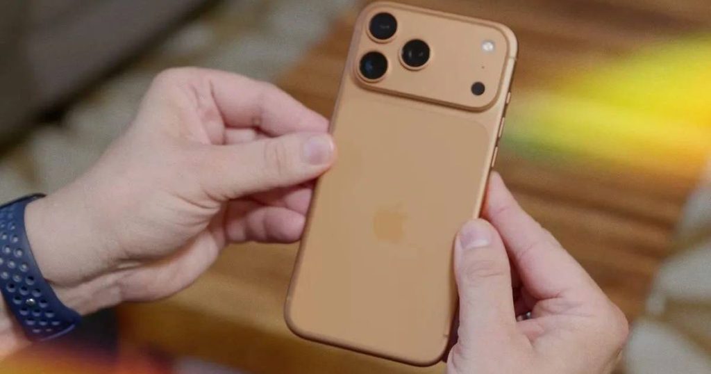 Apple’s iPhone 18 Pro Leak Teases a Transparent Back and Smarter Camera System Gizchina