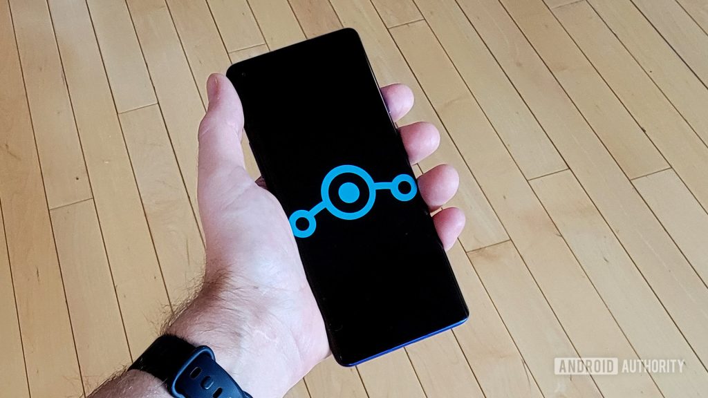 Is your phone on the list? LineageOS adds Android 16 support for more devices Lineage OS Logo on OnePlus 8 Pro