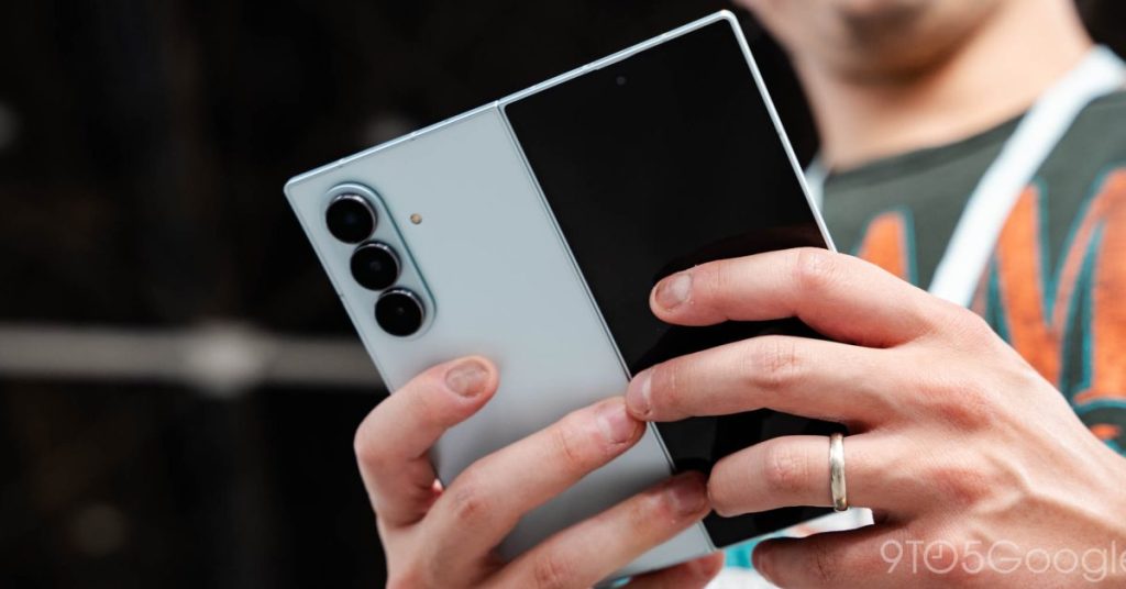 Samsung beats Apple in global shipments again, thanks to Fold 7 Samsung beats Apple in global shipments again, thanks to Fold 7