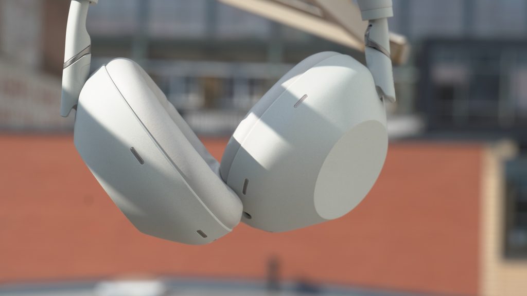 Sony's WH-1000XM6 has had its first big price cut of 2025