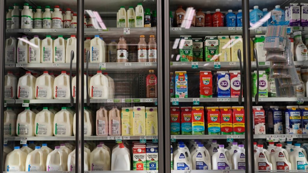 Trump administration faces a deadline on use of contingency funds for SNAP : NPR Trump administration faces a deadline on use of contingency funds for SNAP : NPR